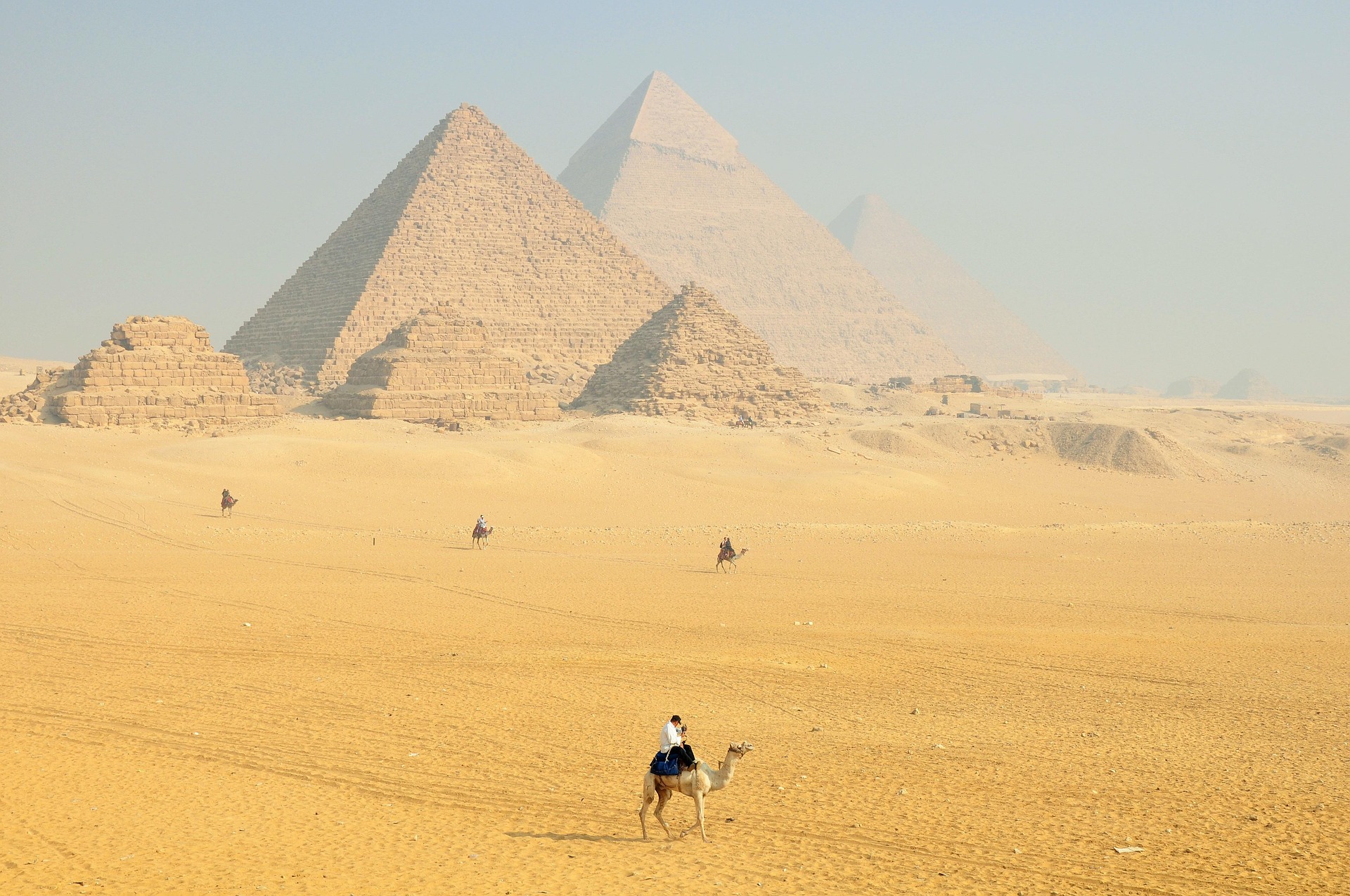 Private Luxury: Giza Pyramids, Sphinx & Museum VIP Experience